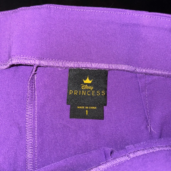 Torrid Disney Capri size 1 (14/16) - Picture 3 of 6